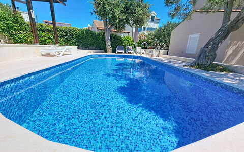 Vinka: Blu, Piscina, Materiale Composito, Piastrella, Design, Giochi D'Acqua, Ricorrere, Hotel