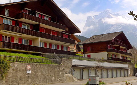 Chalet Beausite: Nube, Cielo, Costruzione, Pianta, Finestra, Urban Design, Montagna, Facciata, Area Rurale, Paesaggio