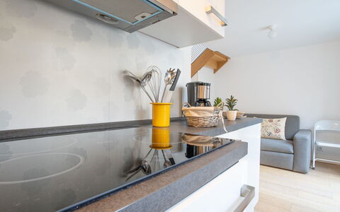 Wilson: Divano, Costruzione, Pianta, Pianta Della Casa, Controsoffitto, Interior Design, Tavolo, Comfort, Pavimentazione