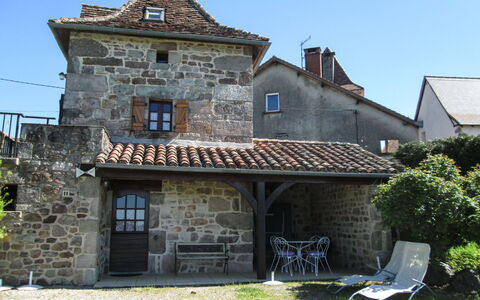 Le Pigeonnier: Cielo, Pianta, Costruzione, Proprietà, Finestra, Villetta, Casa, Porta, Zona Residenziale, Immobiliare