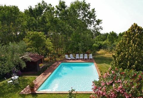 Villa Acacia: Piscina, Proprietà, Paesaggio Naturale, Casa, Albero, Immobiliare, Estate, Giardino, Costruzione, Backyard