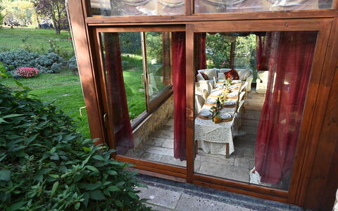 Villa Ardene: Pianta, Legna, Porta, Interior Design, Color Legno, Costruzione, Latifoglie, Shade, Albero, Portico