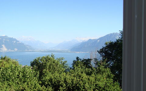 Noisette: Vegetazione, Lago, Cielo, Natura Selvaggia, Hill Station, Montagna, Albero, Suono, Biome, Catena Montuosa