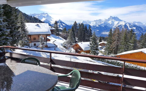 Schuss 23: Cielo, Nube, Montagna, Neve, Costruzione, Albero, Pendenza, Geografia Montane, Paesaggio, Legna