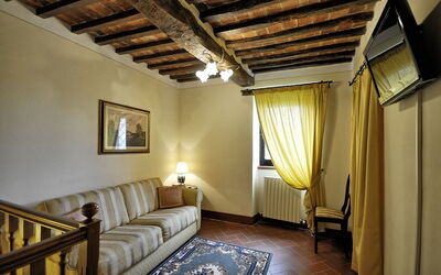 Alloggio:&nbsp;Ginestra