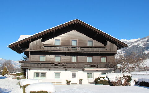 Aschau im Zillertal 495: Neve, Proprietà, Casa, Inverno, Architettura, Casa, Costruzione, Montagna, Immobiliare, Tetto