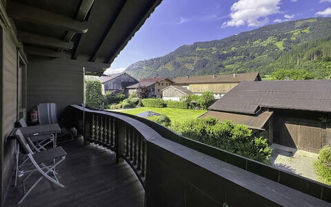 Aschau im Zillertal 495: Balcone, Shade, Portico, Cortile, Eco Hotel, Villa, Paesino Di Montagna, Cortile, Hacienda, Backyard