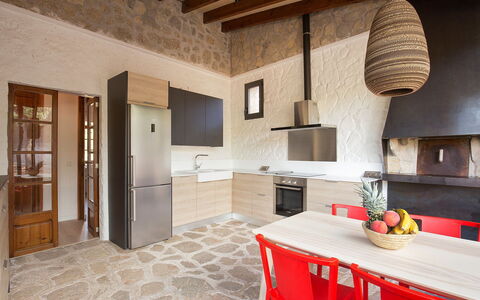 Can Coll: Proprietà, Camera, Costruzione, Casa, Interior Design, Mobilia, Soffitto, Pavimento, Immobiliare, Architettura
