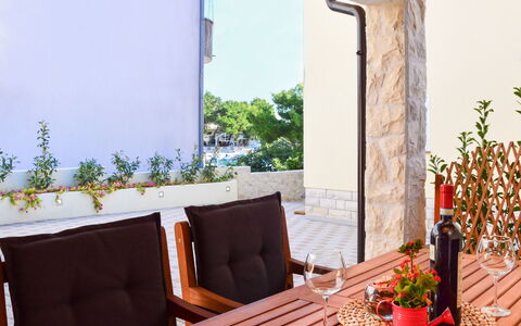 Ante: Proprietà, Camera, Costruzione, Casa, Casa, Immobiliare, Interior Design, Balcone, Finestra, Architettura