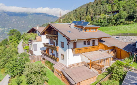 Berneckblick: Proprietà, Casa, Immobiliare, Zona Residenziale, Costruzione, Casa, Tetto, Estate, Hill Station, Architettura