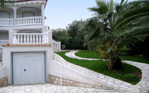 Escorpion: Proprietà, Casa, Casa, Immobiliare, Driveway, Costruzione, Albero, Dimora, Estate, Zona Residenziale