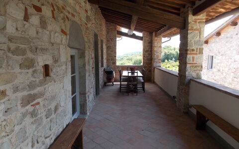 Villa Latera: Costruzione, Proprietà, Camera, Pavimento, Casa, Soffitto, Sala, Loft, Fascio, Interior Design