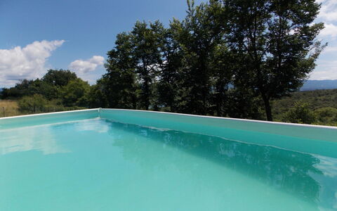 Villa Latera: Piscina, Blu, Proprietà, Acqua, Risorse Idriche, Azzurro, Vacanza, Tempo Libero, Albero, Immobiliare