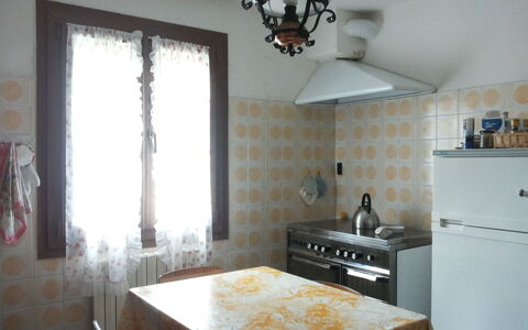 Appartamento Porretta Terme: Controsoffitto, Camera, Proprietà, Mobilia, Soffitto, Pavimento, Interior Design, Piastrella, Cucina, Costruzione