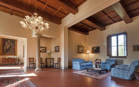 Villa Le Volte: Camera, Soffitto, Proprietà, Costruzione, Interior Design, Soggiorno, Pavimento In Legno, Fascio, Mobilia, Pavimento