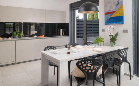 Villa Fasana: Mobilia, Interior Design, Pavimentazione, Parete, Cucina & Sala Da Pranzo Tavolo, Tavolo, Sedia, Pavimento, Cucina, Sala Da Pranzo
