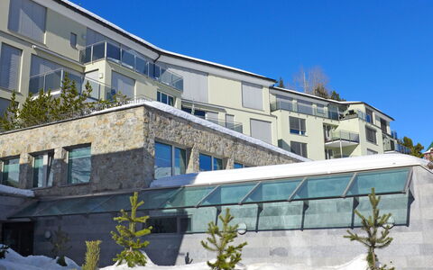 St. Moritz 23: Proprietà, Architettura, Costruzione, Casa, Immobiliare, Giorno, Facciata, Casa, Uso Misto, Zona Residenziale