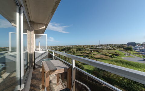 Bredene 600: Cielo, Costruzione, Pianta, Nube, Architettura, Legna, Condominio, Urban Design, Shade, Casa