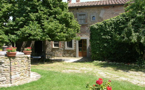 Case Sant'anna 14: Proprietà, Costruzione, Casa, Villetta, Erba, Giardino, Estate, Cortile, Immobiliare, Agriturismo