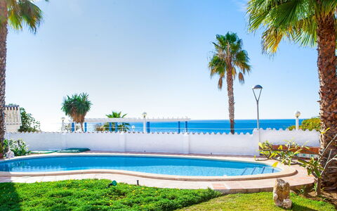 Zurbarán by the Sea: Piscina, Ricorrere, Proprietà, Vacanza, Albero, Immobiliare, Cielo, Palma, Costruzione, Tempo Libero