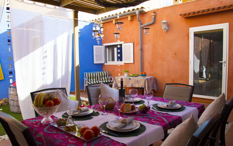 Fonoll Mari: Camera, Sala Da Pranzo, Proprietà, Interior Design, Tavolo, Mobilia, Costruzione, Ristorante, Casa, Soffitto