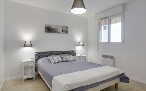 Mimizan 191: Camera Da Letto, Letto, Mobilia, Camera, Proprietà, Lenzuolo, Telaio Del Letto, Interior Design, Pavimento, Bedding