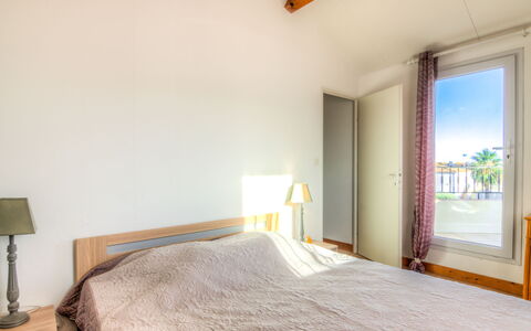 Les Andalouses: Costruzione, Proprietà, Comfort, Legna, Interior Design, Casa, Shade, Pavimento, Pavimentazione, Letto