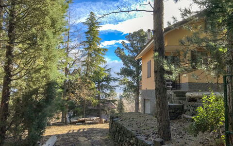 Mareneve: Natura, Proprietà, Albero, Cielo, Paesaggio Naturale, Casa, Casa, Immobiliare, Costruzione, Architettura