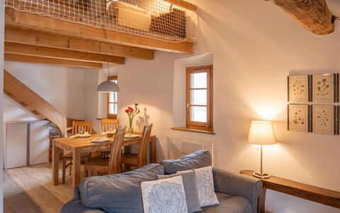 Celerina 6: Mobilia, Proprietà, Costruzione, Legna, Comfort, Illuminazione, Cornice, Interior Design, Architettura, Tavolo