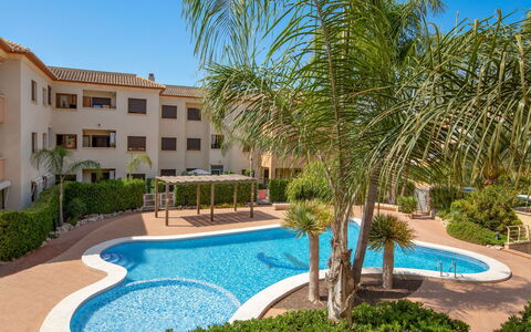 Benvinguts: Proprietà, Immobiliare, Costruzione, Piscina, Ricorrere, Zona Residenziale, Appartamento, Casa, Estate, Casa