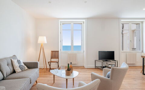 Résidence les Terrasses: Zona Residenziale, Casa, Casa, Tetto, Estate, Villetta, Balcone, Sobborgo, Giardino, Villaggio