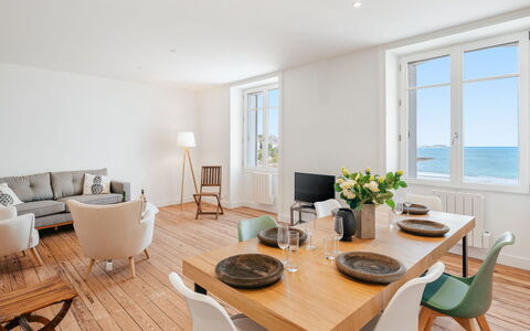 Résidence les Terrasses: Zona Residenziale, Casa, Casa, Tetto, Estate, Villetta, Balcone, Sobborgo, Giardino, Villaggio