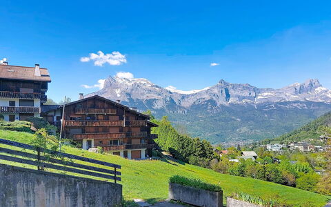 Saint-Gervais D'En Haut: Geografia Montane, Montagna, Catena Montuosa, Collina, Highland, Paesaggio, Hill Station, Cresta, Casa, Area Rurale