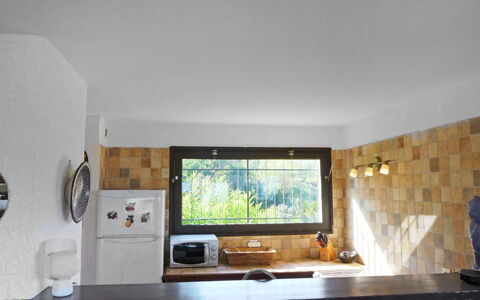 La Maison du Midi: Proprietà, Camera, Mobilia, Casa, Interior Design, Parete, Costruzione, Soffitto, Casa, Soggiorno