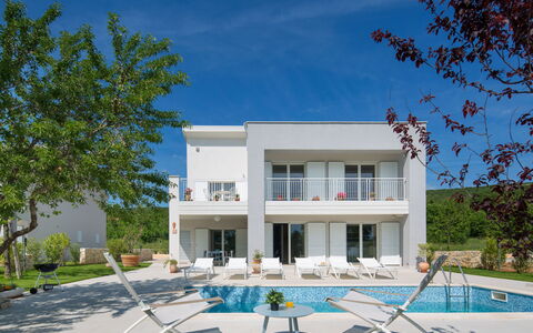 Chiara: Proprietà, Casa, Costruzione, Architettura, Casa, Immobiliare, Zona Residenziale, Estate, Appartamento, Villa