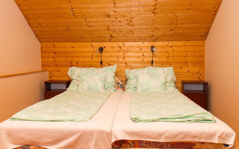 Gerle: Mobilia, Proprietà, Comfort, Cuscino, Costruzione, Telaio Del Letto, Legna, Letto, Arancia, Interior Design