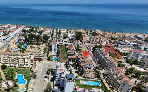Jacaranda: Costa, Zona Residenziale, Mare, Costiera E Morfologie Oceanic, Urban Design, Spiaggia, Appartamento, Riva, Oceano, Fotografia Aerea