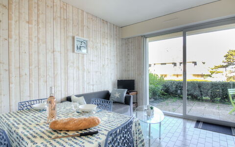 Balafen: Pianta, Mobilia, Proprietà, Costruzione, Finestra, Tavolo, Comfort, Interior Design, Architettura, Pianta Della Casa
