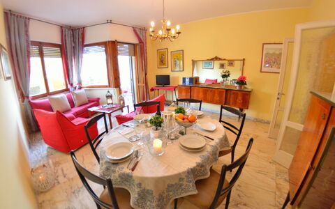 Carnevale: Camera, Proprietà, Sala Da Pranzo, Mobilia, Interior Design, Costruzione, Tavolo, Casa, Immobiliare, Casa