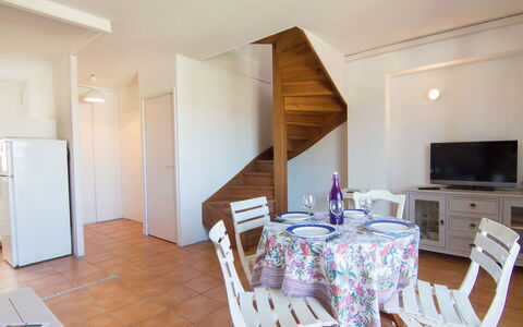 Les Terrasses du Cap: Proprietà, Camera, Mobilia, Pavimento, Casa, Interior Design, Sala Da Pranzo, Costruzione, Pavimento In Legno, Latifoglie