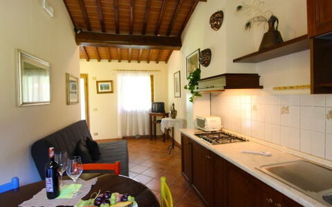 Villa le Balze: Proprietà, Camera, Costruzione, Casa, Cucina, Mobilia, Interior Design, Controsoffitto, Immobiliare, Pavimento