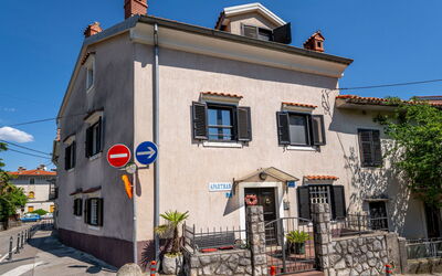 Lovran 101: Costruzione, Finestra, Cittadina, Casa, Quartiere, Porta, Finestra A Ghigliottina, Pianta Della Casa