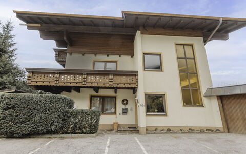 Bad Hofgastein 120: Nube, Cielo, Proprietà, Finestra, Costruzione, Pianta, Zona Residenziale, Immobiliare, Facciata, Porta