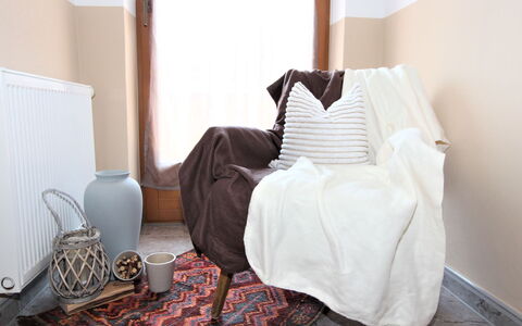 Aschau im Zillertal 490: Comfort, Costruzione, Legna, Interior Design, Pavimento, Casa, Pavimentazione, Latifoglie, Telaio Del Letto, Soggiorno