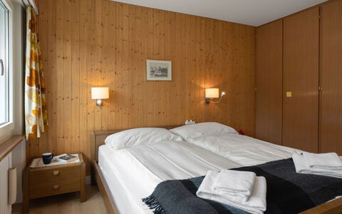 Apartmen Nölly: Mobilia, Interior Design, Legna, Pavimentazione, Soffitto, Pavimento, Letto, Camera Da Letto, Camera, Telaio Del Letto