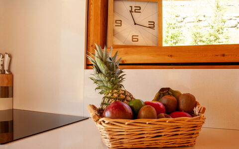 Papillon: Cibo, Pianta, Legna, Ingrediente, Orologio, Natural Foods, Frutta, Costruzione