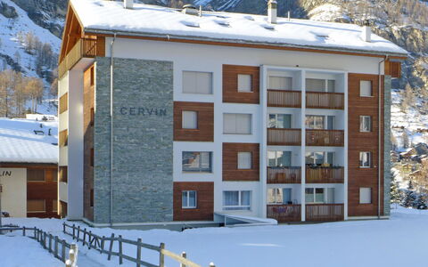 Cervin: Neve, Inverno, Proprietà, Costruzione, Casa, Casa, Immobiliare, Facciata, Tetto, Architettura