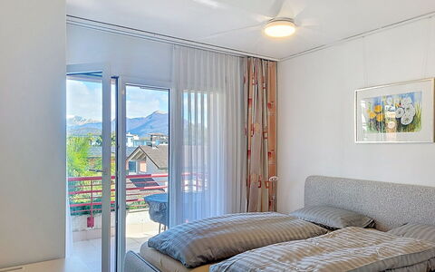 Caslano 400: Interior Design, Mobilia, Soffitto, Legna, Camera, Pavimentazione, Pavimento, Letto, Camera Da Letto, Appartamento