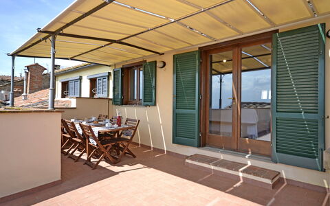 Terrazza Cortonese: Proprietà, Costruzione, Immobiliare, Casa, Casa, Tetto, Portico, Shade, Camera, Soffitto