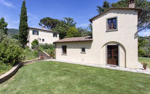 Villa San Pietro: Proprietà, Casa, Casa, Costruzione, Immobiliare, Estate, Architettura, Facciata, Villa, Zona Residenziale
